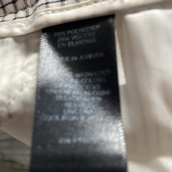 Express- Editor mid-rise Straight Ankle Pant- Whit and Black- Size 6 regular - Picture 4 of 4